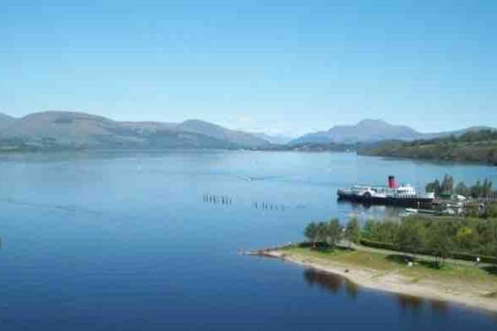 One Bedroom Flat On The Banks Of Loch Lomond Alexandria Luaran gambar