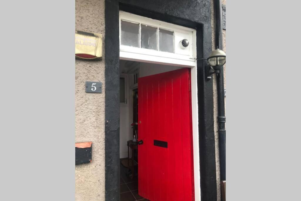 One Bedroom Flat On The Banks Of Loch Lomond Alexandria Luaran gambar